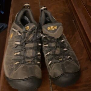 KEEN Men's Black Gray Brown Athletic Waterproof Hiking Shoes Sz 13 US 47 EU EUC